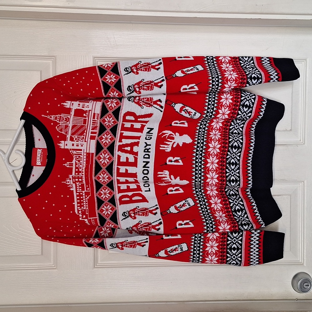 Beefeater London Red Christmas sweater size large